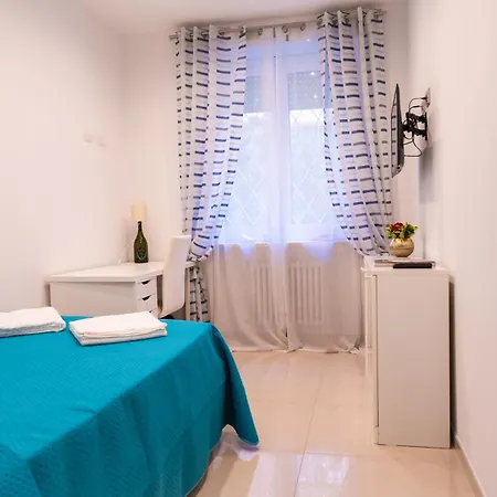 Moderno Alloggio A Roma Centro Extérieur photo